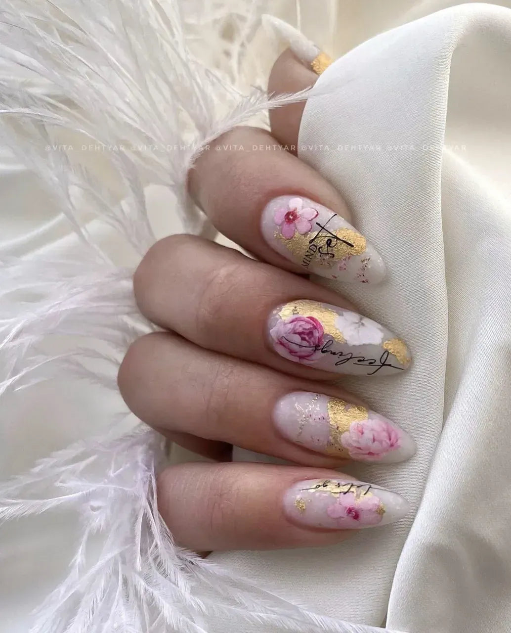 Nail slider decals on any background 137