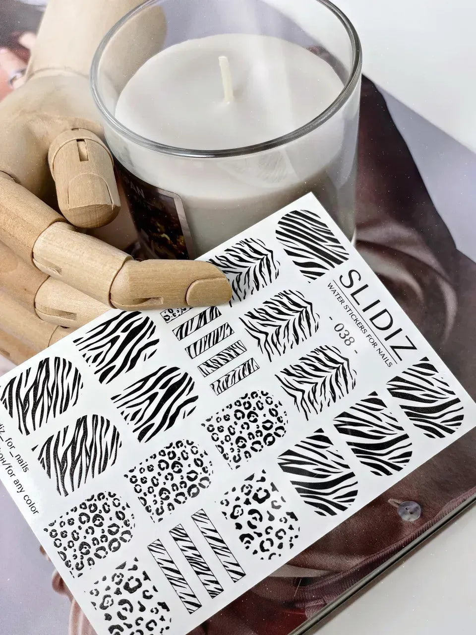 Nail slider decals on any background 038