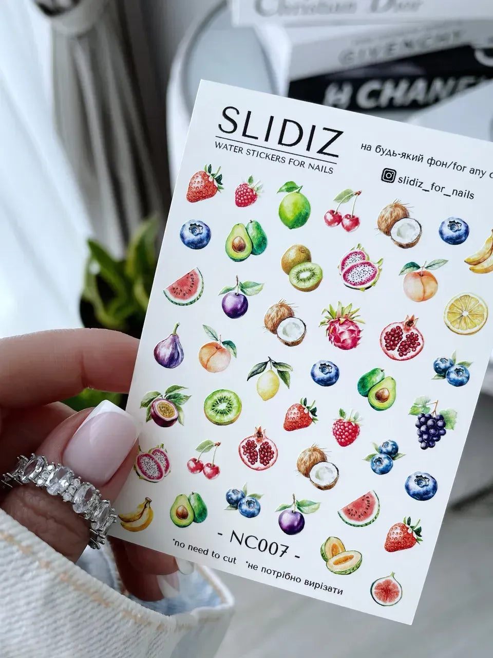 Nail slider decals with no excess film NC007