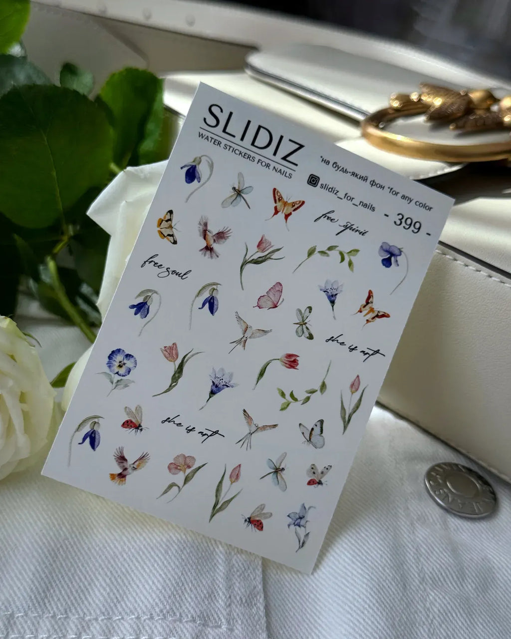 Nail slider decals on any background 399