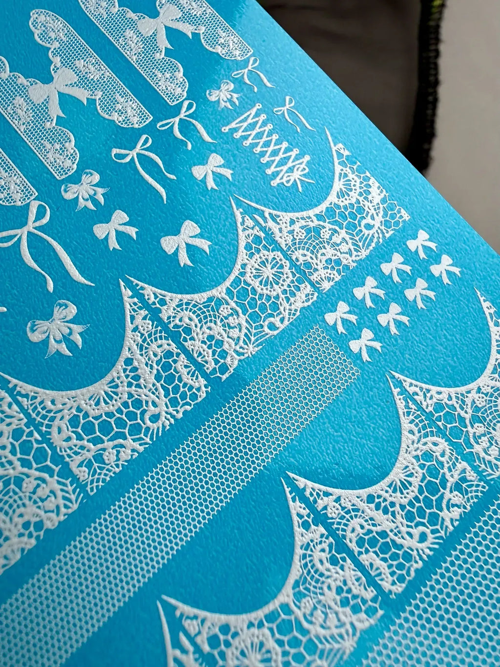 Nail slider decals on any background 786