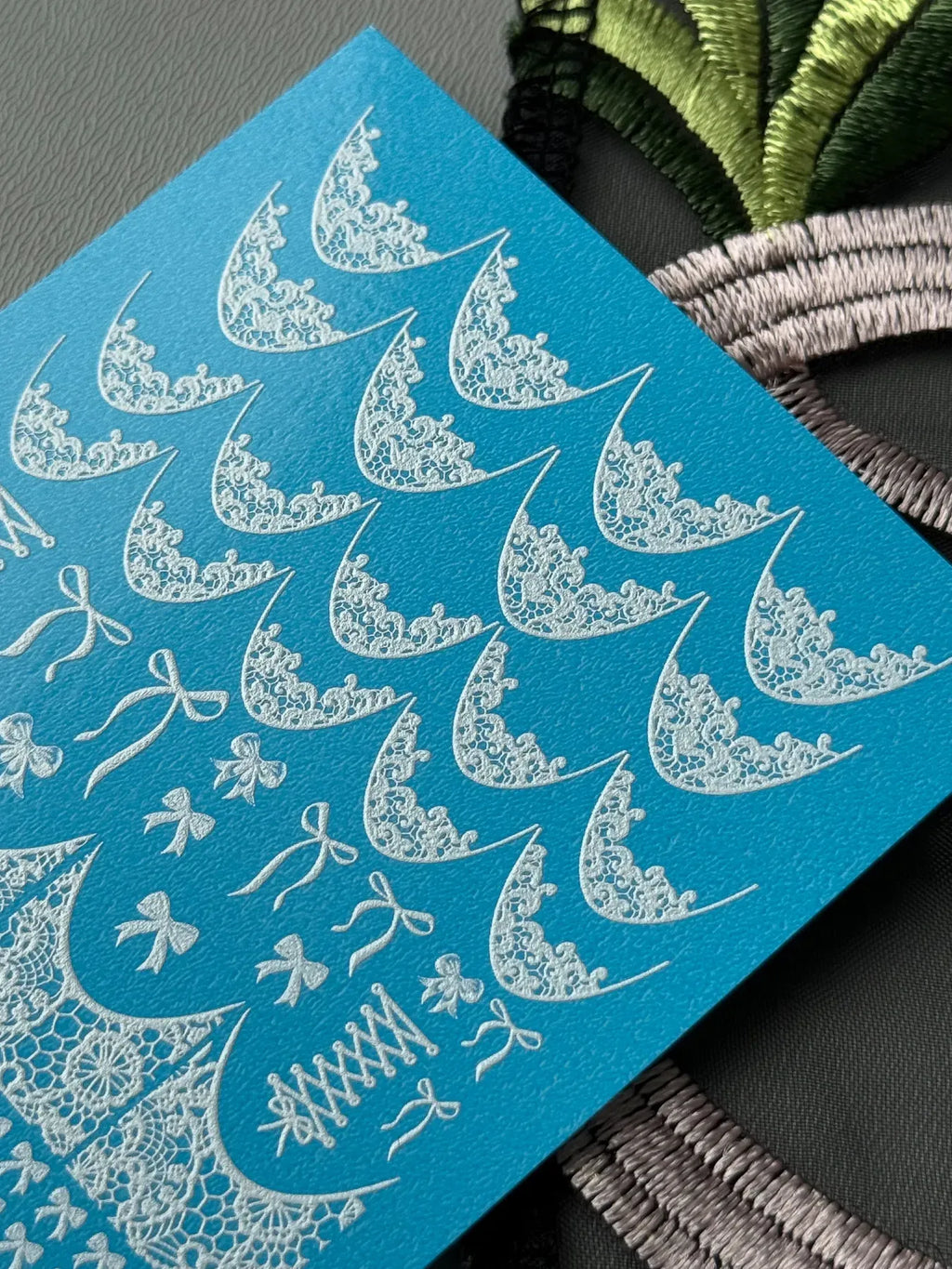 Nail slider decals on any background 790