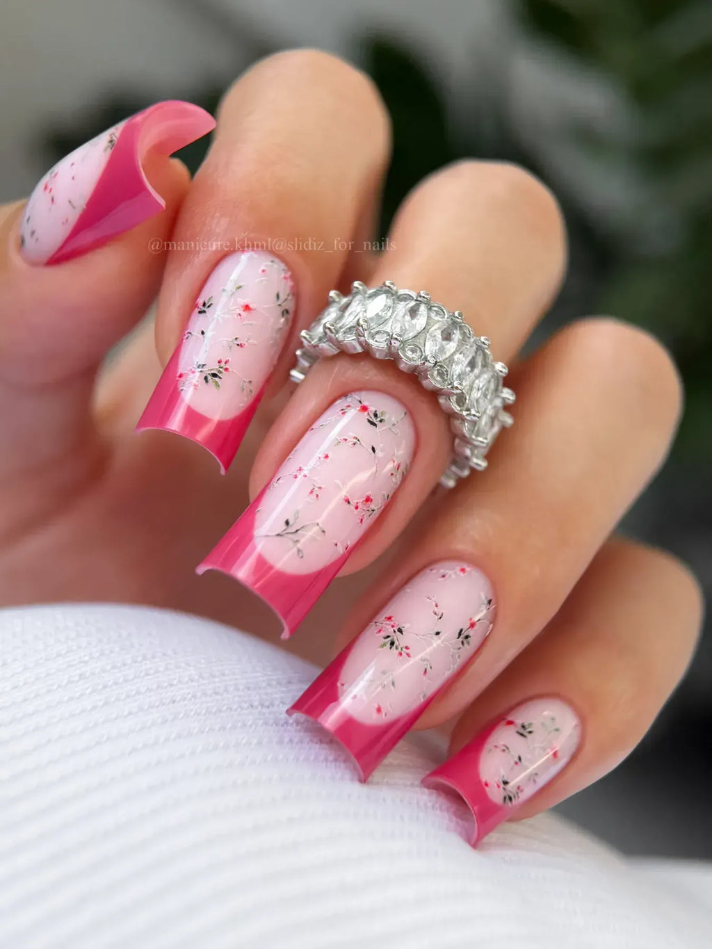 Nail slider decals on any background 414
